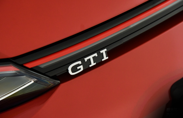 我爱我家换手率23.18%,龙虎榜上机构买入3598.51万元,卖出5089.62万元