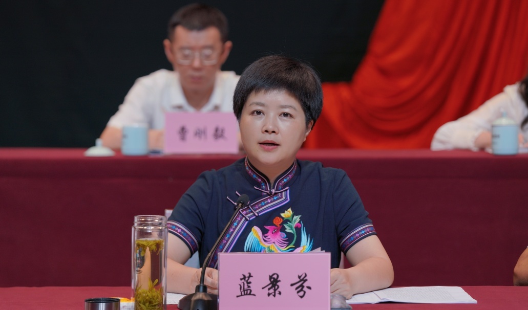 中信证券：补贴超预期扫地机一机难求 结构升级促量价齐升