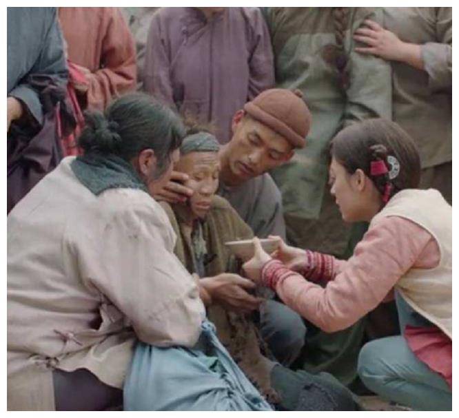 内阁批准25.5亿铢紧急预备金 帮助洪灾灾民重建