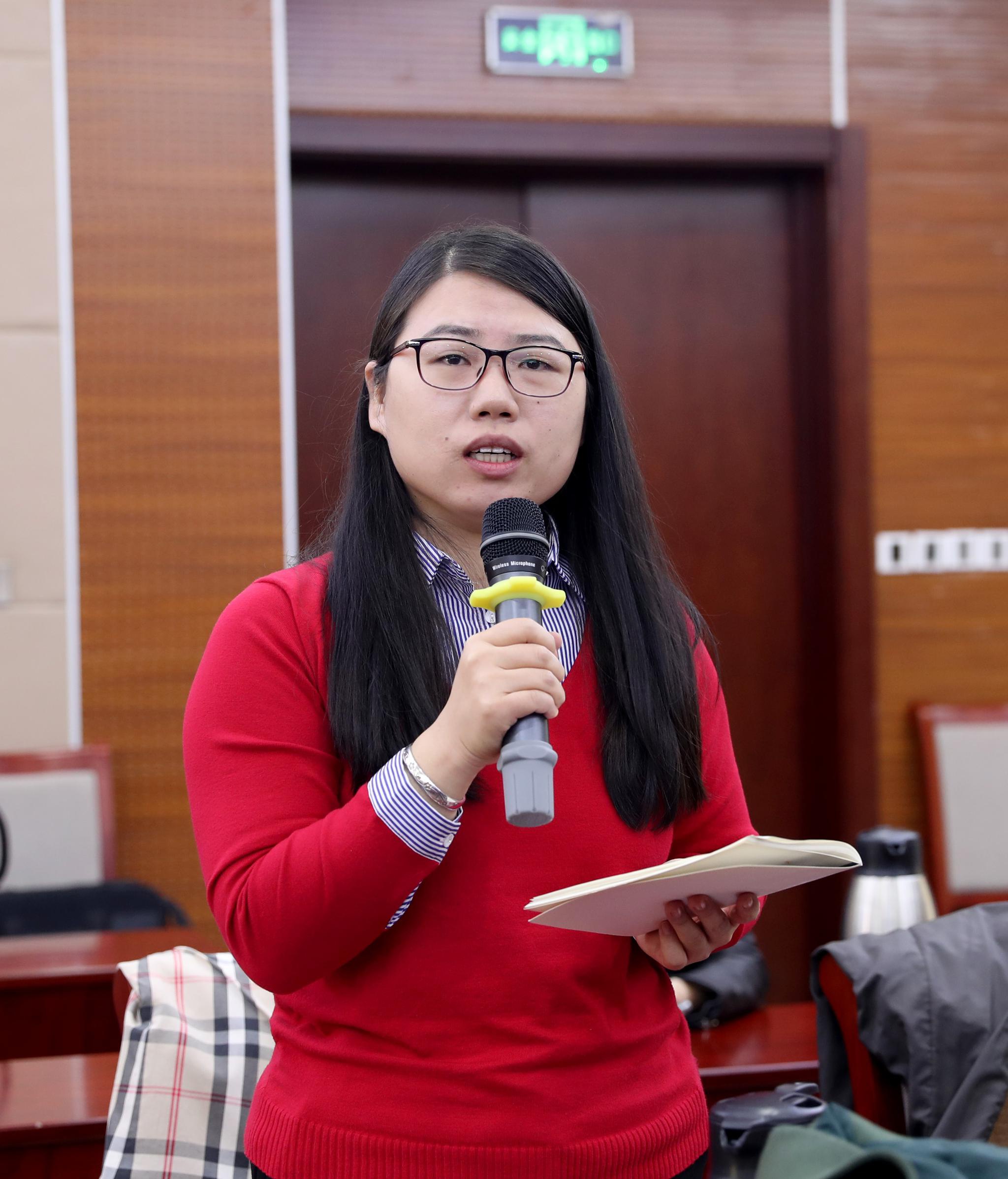 市场监管总局市场稽查专员嵇小灵:加快出台涉企收费违法违规行为的处理办法