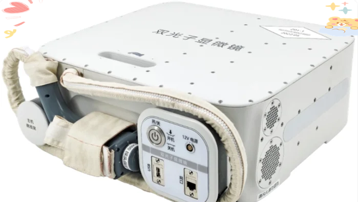 深脑“彩色”成像！中国成功研制多色微型化双光子显微镜