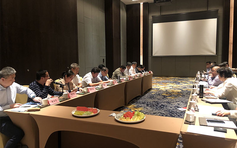 仁度生物:8月28日召开董事会会议