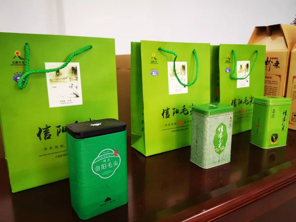 佑驾创新与深圳邮政、东部公交达成战略合作