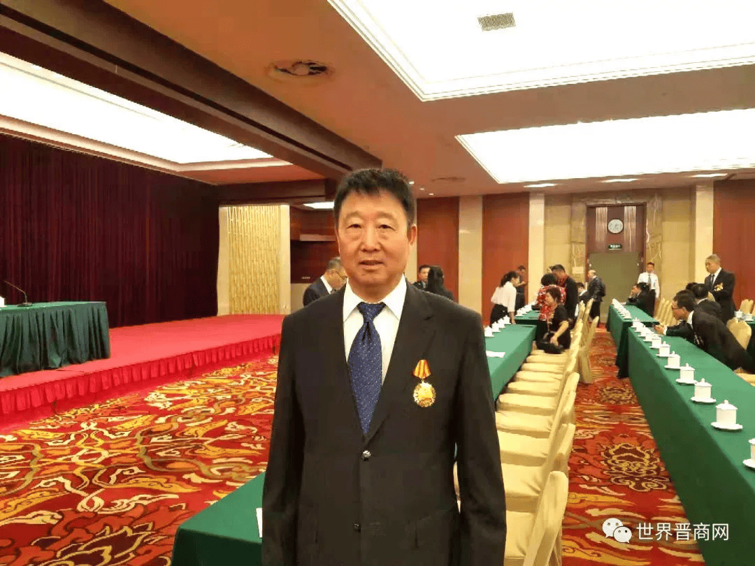 确成股份大宗交易成交504.73万股 成交额1.00亿元