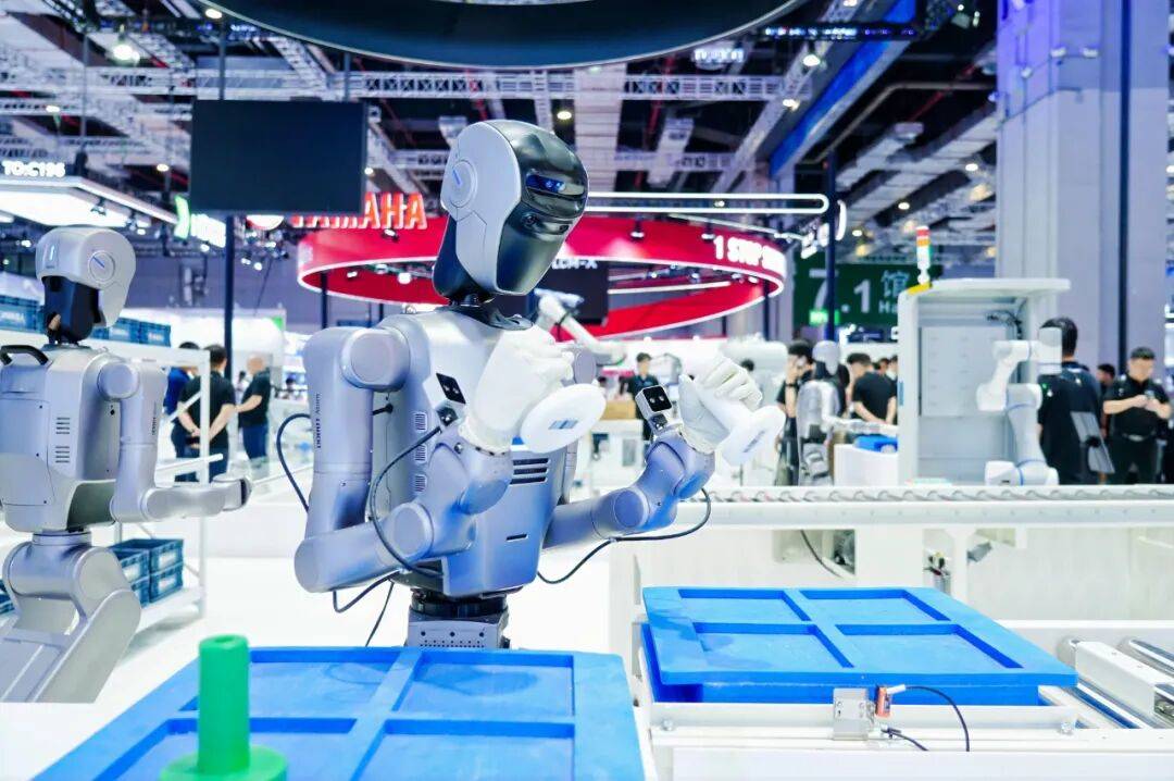 工业机器人,从“听话”到可自主决策