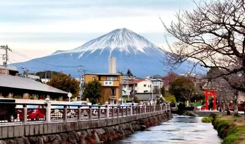 日本财政恶化引发债市抛售