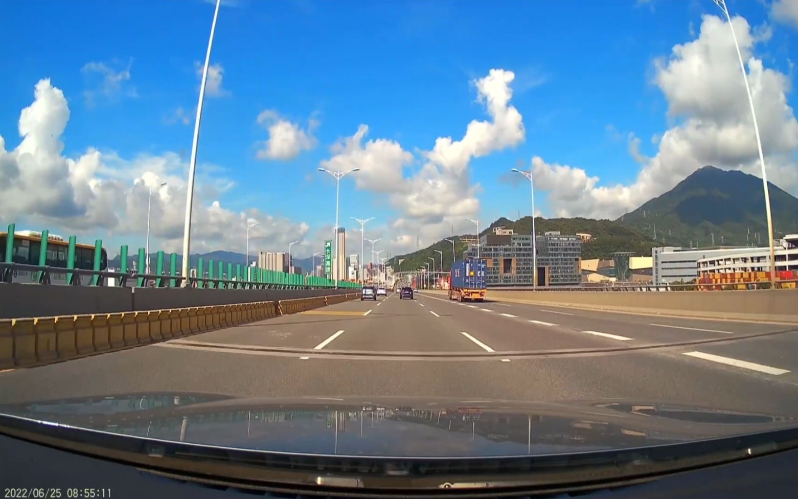 深高速2月13日大宗交易成交349.92万元