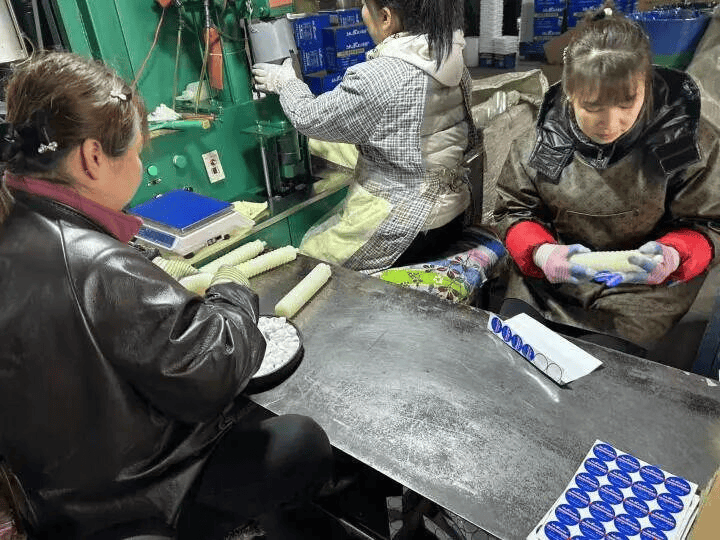 澄天伟业：目前公司正积极向头部功率模块及工装企业推广铜针式散热底板产品