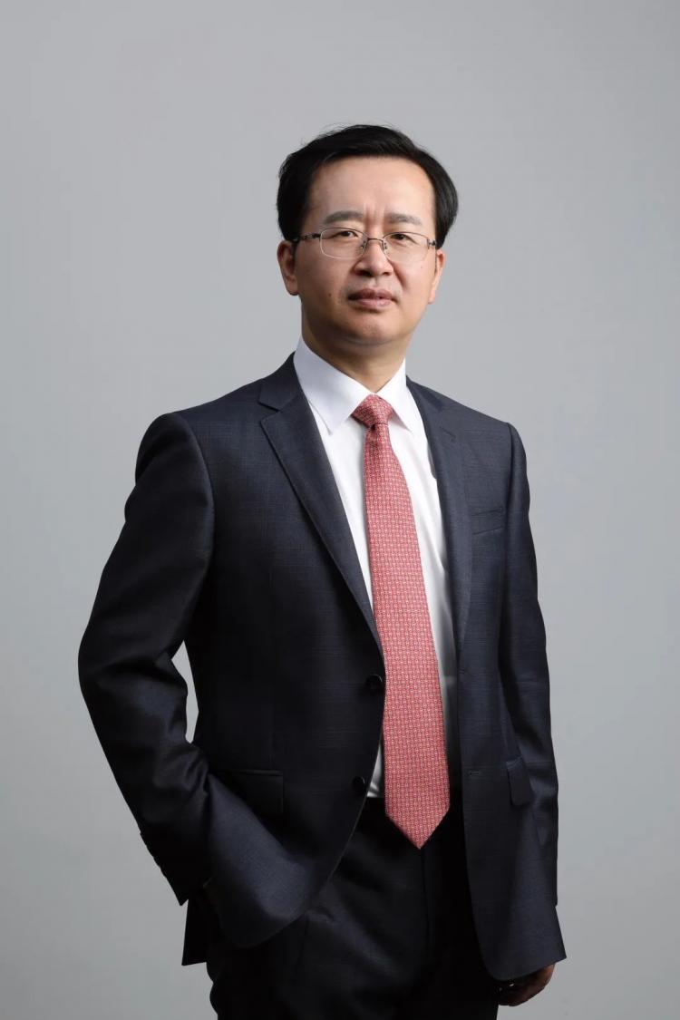 专访丨中国科技产业推动AI赋能走在前列——访国际数据公司高管弗朗西斯科·赫罗尼莫