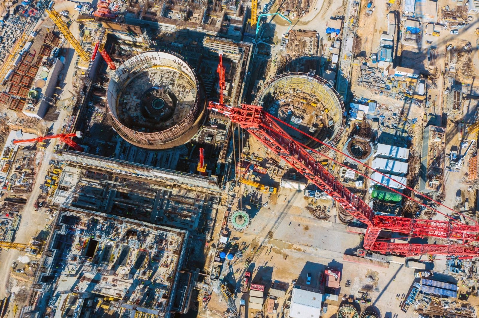 土耳其副总统耶尔马兹称经济规模达1.6万亿美元，将加大力度吸引国际投资