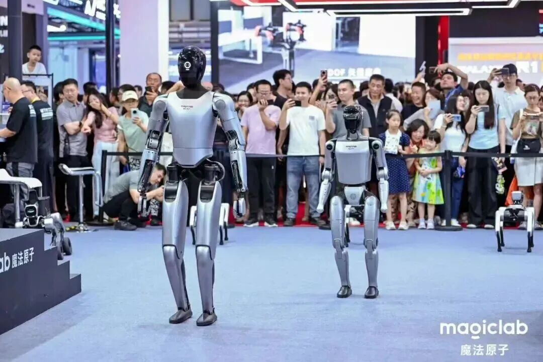 政府工作报告再提具身智能，关注机器人ETF易方达（159530）等产品投资机会