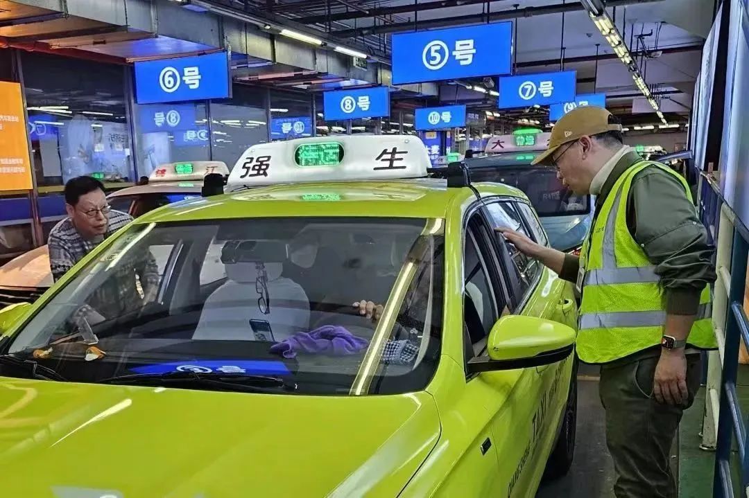 广东“五一”迎客4706.9万人次；香港一季度GDP预估同比增长5.9%丨大湾区财经早参
