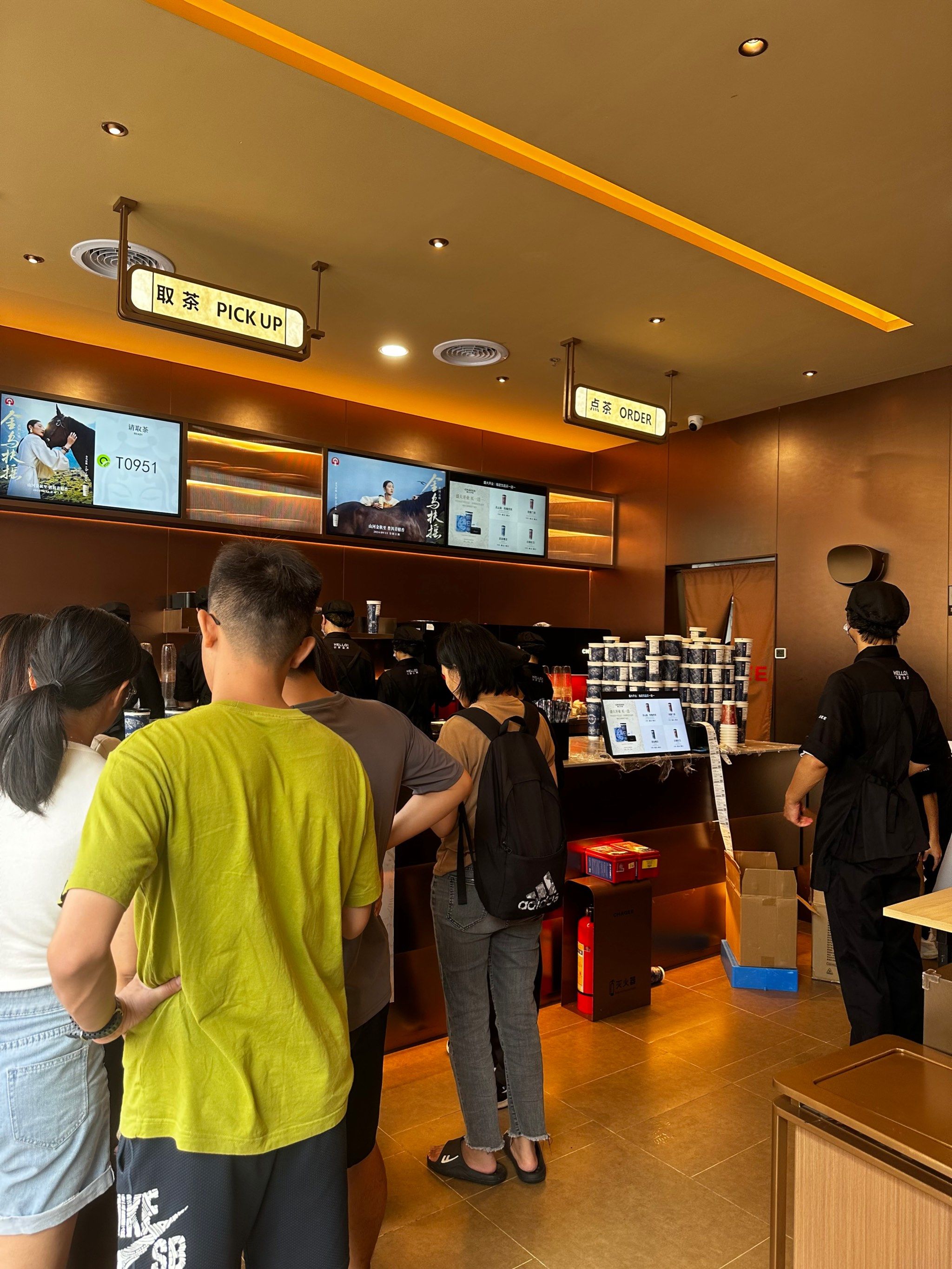 霸王茶姬澳门首店正式开业 会员单日环比增长最高达318%